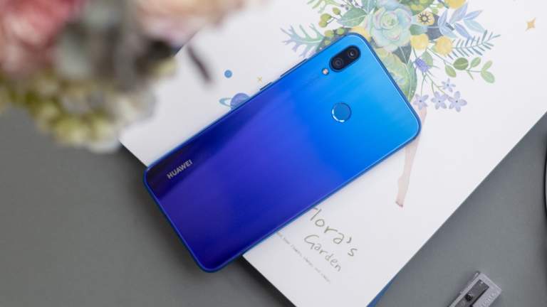 FPT Shop tặng thêm thánh sim Hero khi mua Huawei Nova 3i