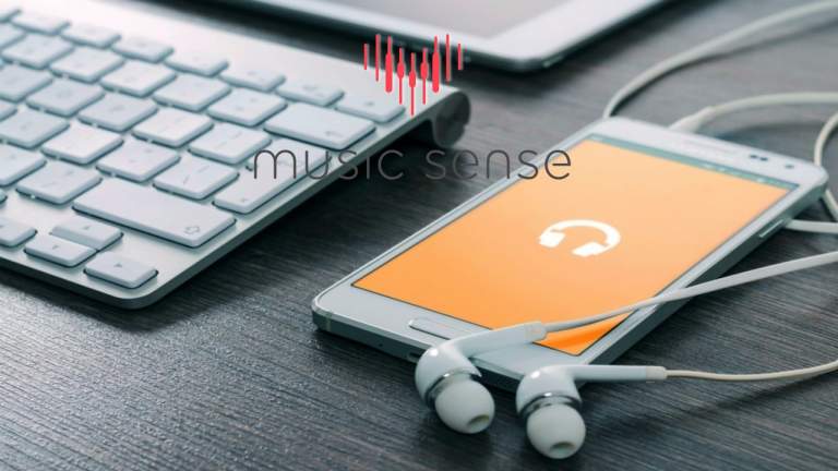 Musicsense: Tạo playlist nhạc thông minh và phát offline