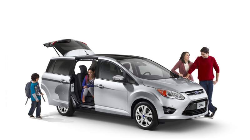 Grab tung dịch vụ cho thuê xe