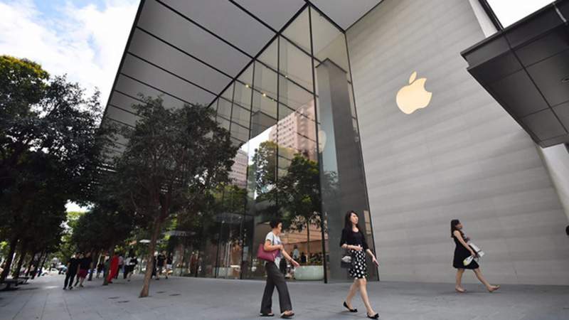 Gom iPhone xách tay từ Singapore ngày càng khó, vì sao?