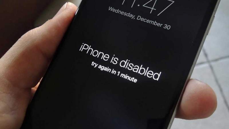 NoMoreDisabled – bỏ chế độ vô hiệu hoá thiết bị khi nhập sai mật khẩu nhiều lần