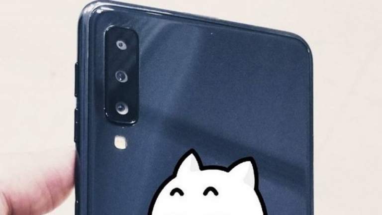 Galaxy A7 (2018) tham gia cuộc chiến camera với trang bị 3 camera sau