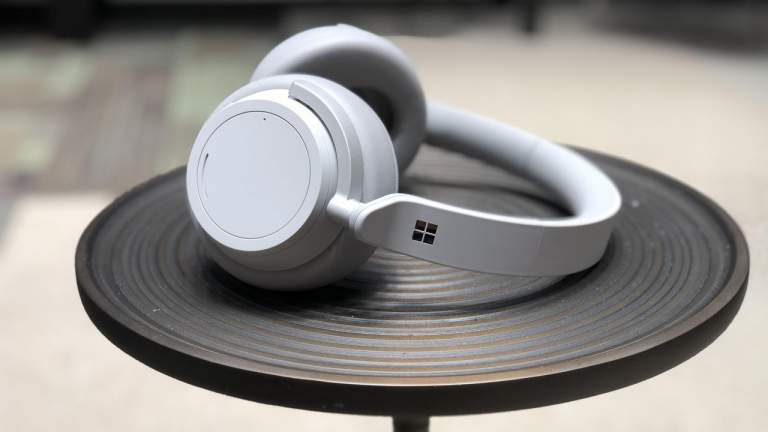 Surface Headphones: tai nghe chống ồn mới của Microsoft