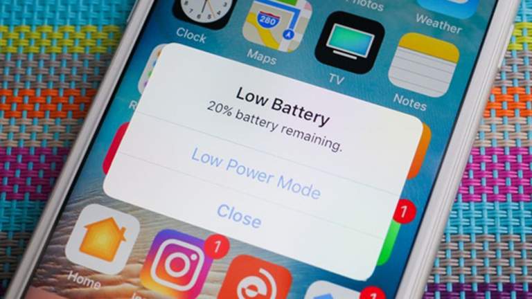 Chương trình thay pin iPhone miễn phí kéo dài đến hết tháng 12/2018