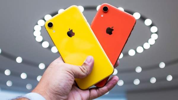 Đánh giá iPhone XR: Điện thoại quả Táo bình dân?