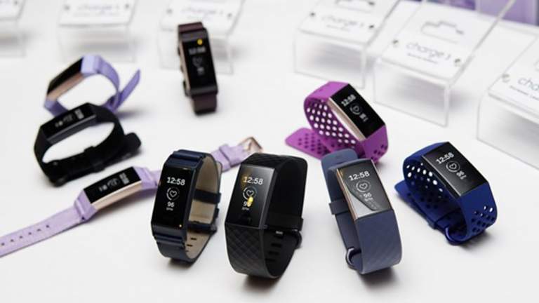 Fitbit Charge 3 giá 3,8 triệu đồng có gì hay?