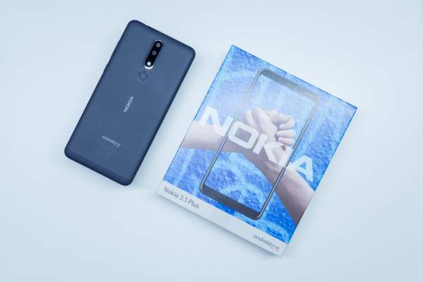 Đánh giá Nokia 3.1 Plus: dáng khỏe, pin bền