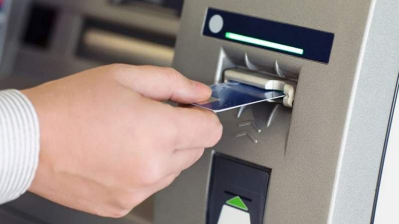 Làm sao để không mất cắp thông tin thẻ tại máy ATM?