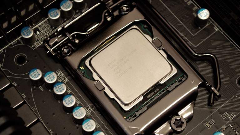 Cách kiểm tra số lượng CPU Core của máy trong Windows 10