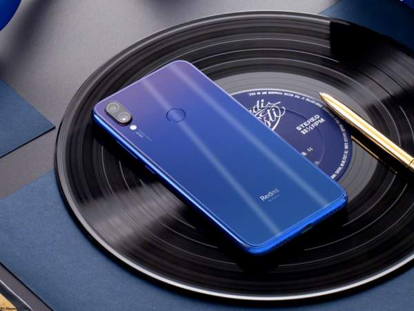 Chọn điện thoại "quốc dân" mới: Xiaomi Redmi Note 7 hay Asus Zenfone Max Pro M2?
