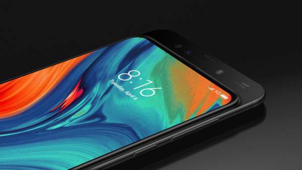 Smartphone 5G MI MIX 3 bán ra tháng 5/2019