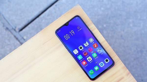 OPPO K1 ra mắt, giá khoảng 5,5 triệu đồng