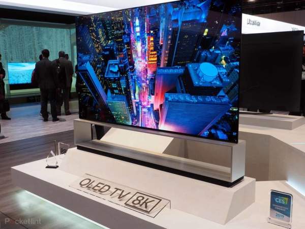 Loạt TV LG dành cho các tín đồ phim ảnh và bóng đá