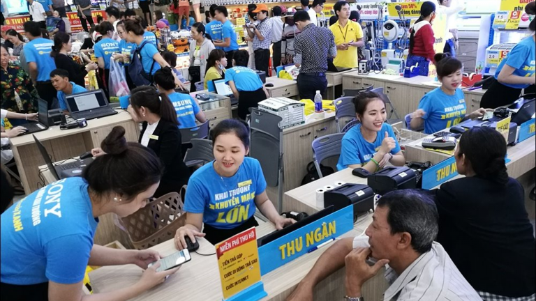 “Hot” như máy lạnh ở Điện máy Xanh, mới đầu mùa nóng đã bán hết 200.000 bộ