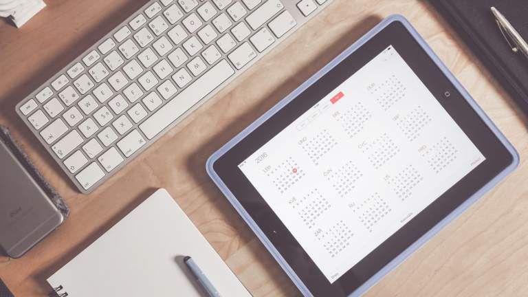 Cách thêm lịch chiếu phim 2019-2020 vào iOS, Android