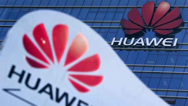 "Đại nạn" của Huawei