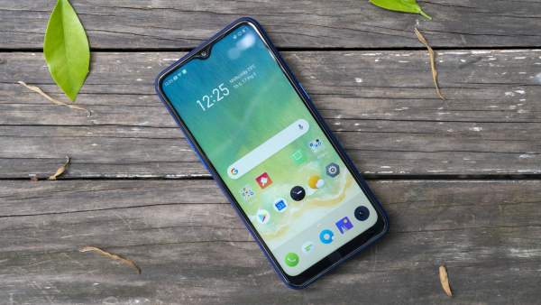 Realme C2 bán ra ngày 1/6, giá từ 3 triệu đồng
