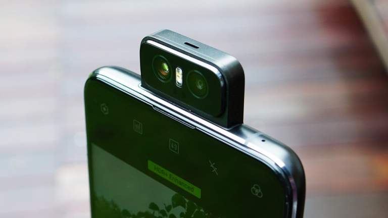 Chọn điện thoại camera xoay