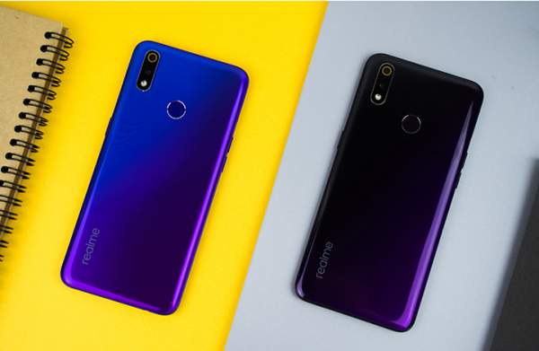 Realme 3 Pro chính hãng bán tại Việt Nam giá bao nhiêu?