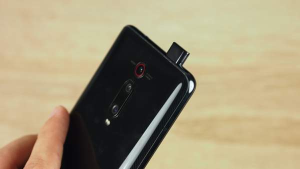 Đánh giá Xiaomi Mi 9T: Điện thoại tầm trung đáng tiền