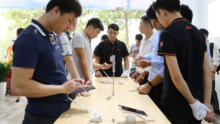 Bkav chính thức ra mắt Bphone Store