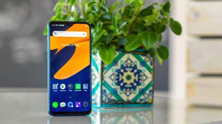 Bộ đôi Realme 5 và Realme 5 Pro ra mắt, giá từ 3.2 triệu đồng