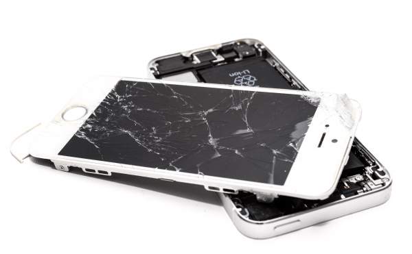 Các cửa hàng độc lập lần đầu tiên được phép sửa iPhone