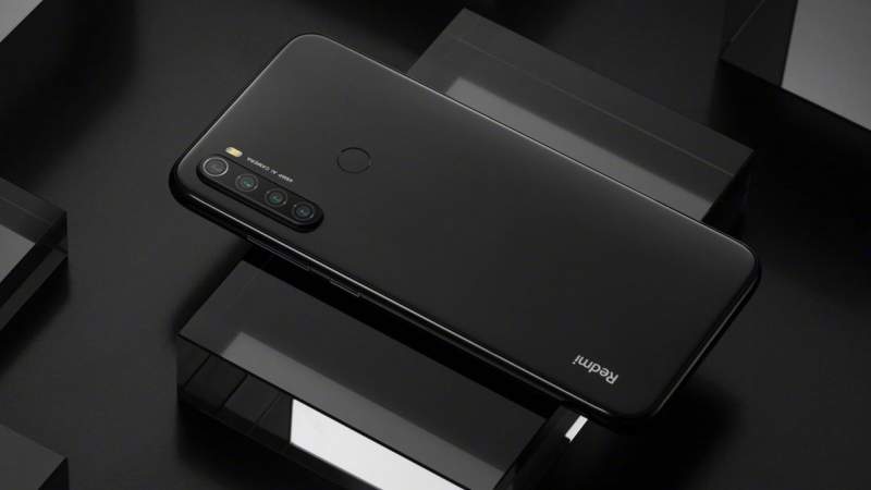 Điện thoại 4 triệu đồng: Realme Q hay Redmi Note 8?