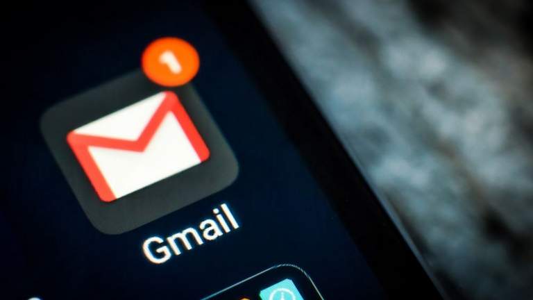 Cách bật dark mode trên ứng dụng Gmail