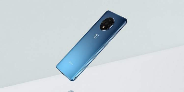 OnePlus 7T: màn hình 90Hz, ba camera, giá 535USD