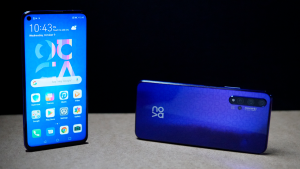 Chọn smartphone 10 triệu đồng mới: Huawei Nova 5T hay Vivo V17 Pro?