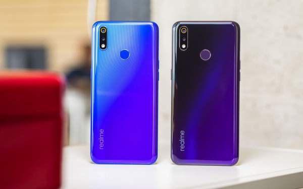 Realme 3 Pro điều chỉnh giá, còn 4.99 triệu đồng