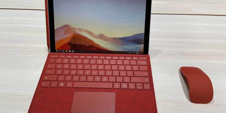 Surface Pro 7 có màn hình 12.3-inch, giá từ 749USD