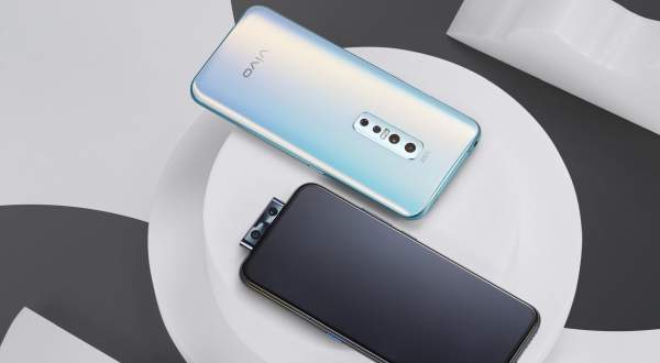 Chọn smartphone 10 triệu đồng mới: Huawei Nova 5T hay Vivo V17 Pro?