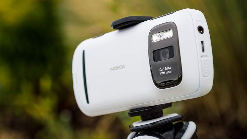 Camera điện thoại nhiều chấm để làm gì?