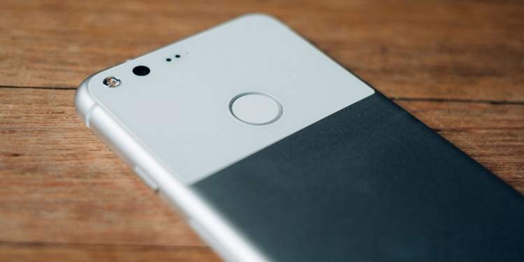 Google Pixel thế hệ đầu tiên sắp hết được cập nhật