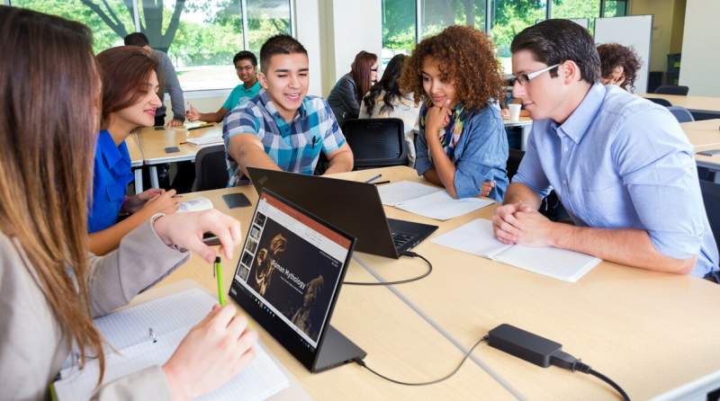 Lenovo giới thiệu loạt màn hình ThinkVision mới