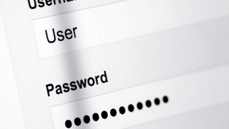PrivaKeeper: quản lý mật khẩu, file, khóa xác thực, ghi chú an toàn