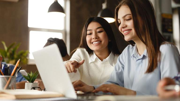 Không biết xài Zoom để họp online? Mời bạn lấy khoá học này miễn phí