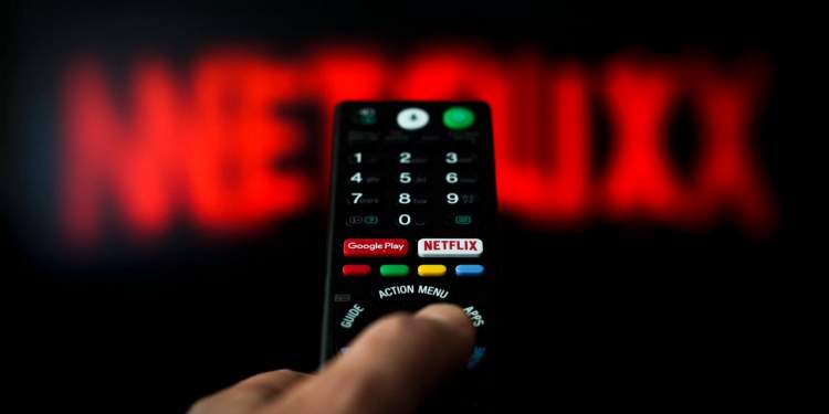 Cách khoá Netflix profile, không cho người khác biết bạn xem gì