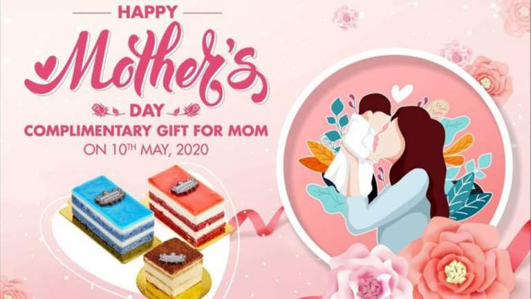 Mother’s Day 2020, King Coffee tặng bánh ngọt khi khách mua nước uống