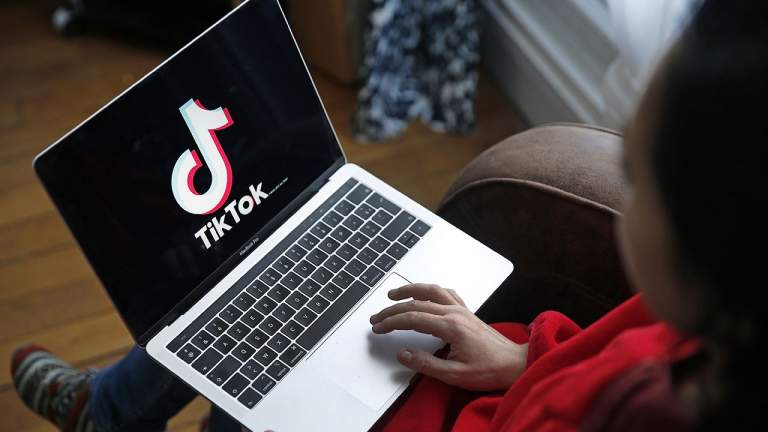 Theo dõi tài khoản TikTok trên trình duyệt không cần đăng nhập