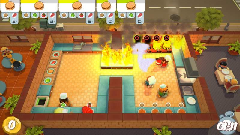 Đang miễn phí game “đại chiến nhà bếp” Overcooked vô cùng hài hước