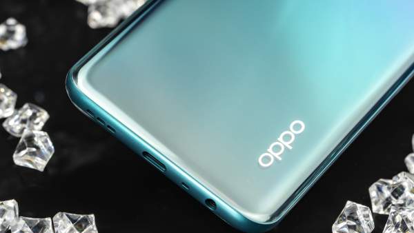 OPPO A92 thêm màu tím cá tính, giá bán không đổi