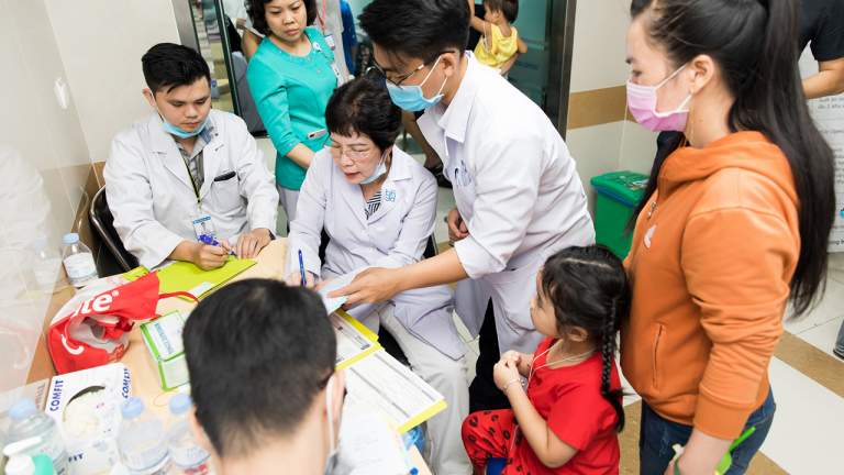Hơn 1,1 tỷ đồng hỗ trợ chi phí cho 120 em nhỏ dị tật hàm mặt từ cộng đồng nhà hảo tâm Ví MoMo   