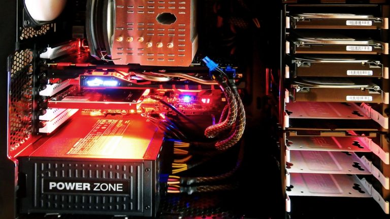 Test nhiệt độ CPU nhanh với CPUID HWMonitor