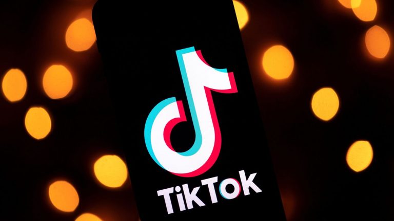 Tải video TikTok với Advanced Downloader for TikTok