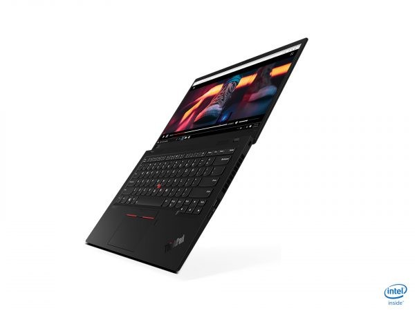 Lenovo giới thiệu bộ đôi laptop cao cấp ThinkPad X1 Carbon Gen 8 và ThinkPad X1 Yoga Gen 5