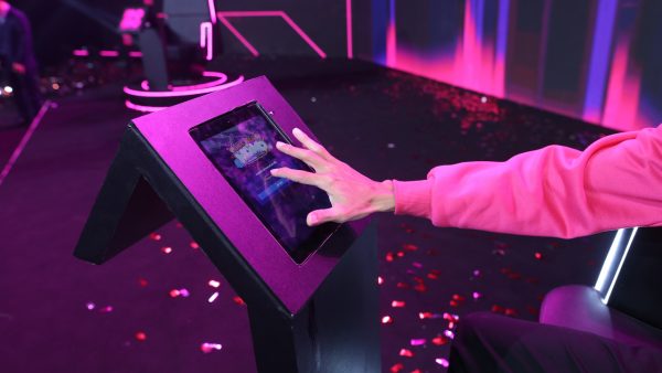 Chàng trai 9X “làm game tự thân” chiến thắng thuyết phục tại Học viện MoMo