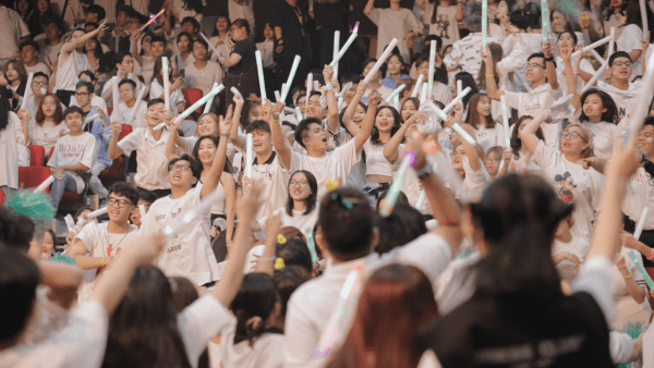 realme đồng hành cùng tân sinh viên HUTECH và Văn Lang realme đồng hành cùng tân sinh viên HUTECH và Văn Lang